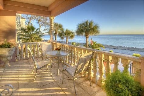 beachfront rentals savannah ga.